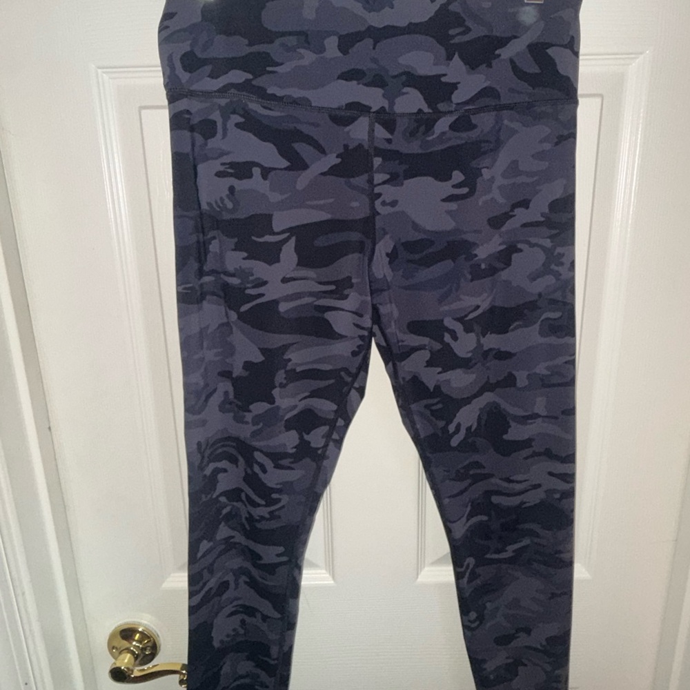 Camo Print Zyia Leggings